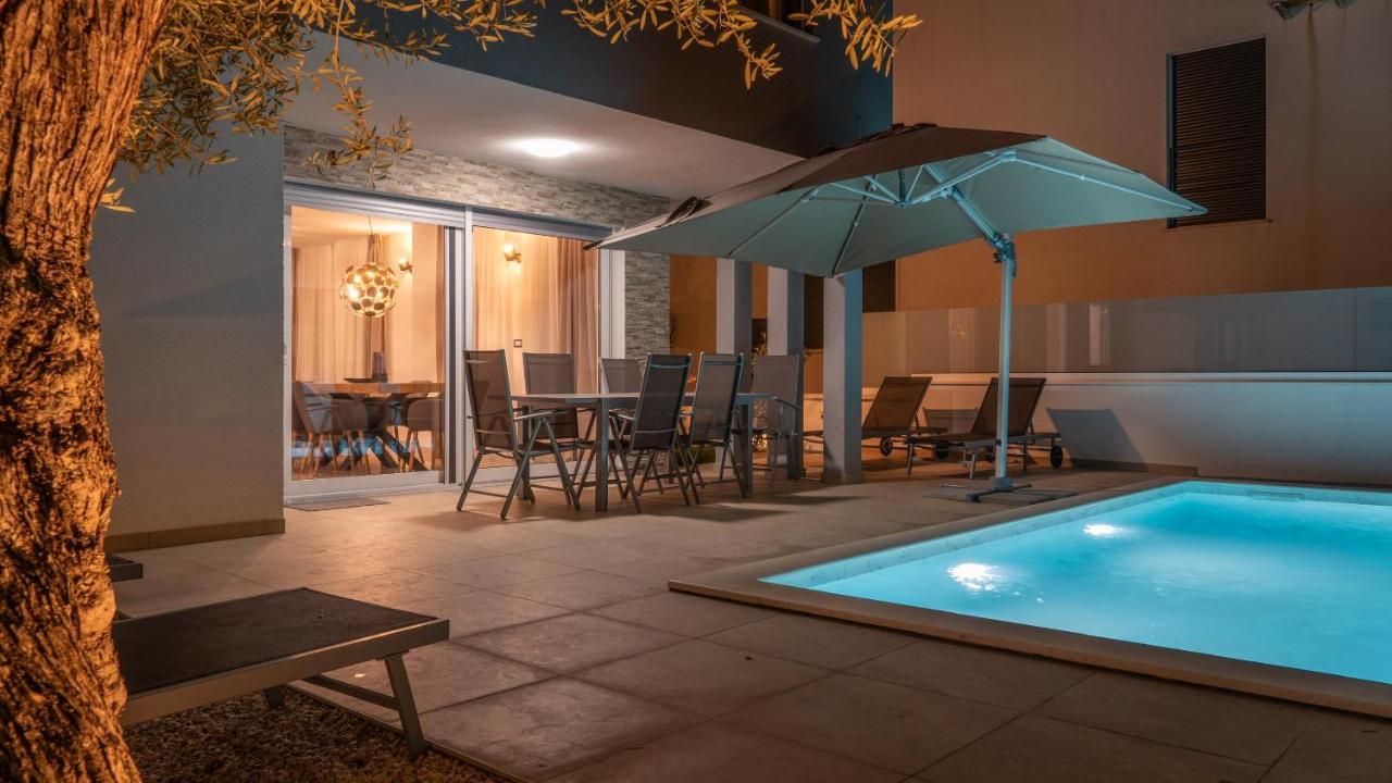 Villa Dea - Dein Rueckzugsort Am Meer Mit Beheiztem Pool Vrsi Exteriör bild