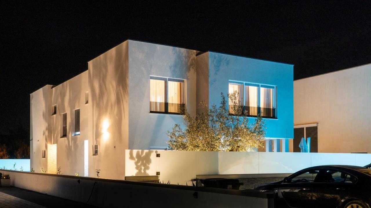 Villa Dea - Dein Rueckzugsort Am Meer Mit Beheiztem Pool Vrsi Exteriör bild